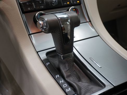 Used 2011 Ford Taurus Limited w/ 301A Rapid Spec Order Code FWD image 22