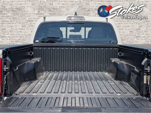 Used 2023 Toyota Tacoma SR5 w/ Technology Package AWD/4WD image 13