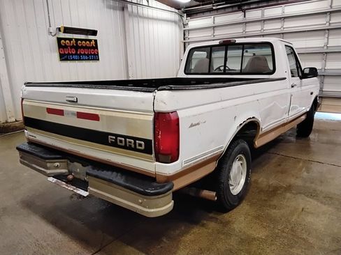 Used 1995 Ford F150 2WD Regular Cab image 3