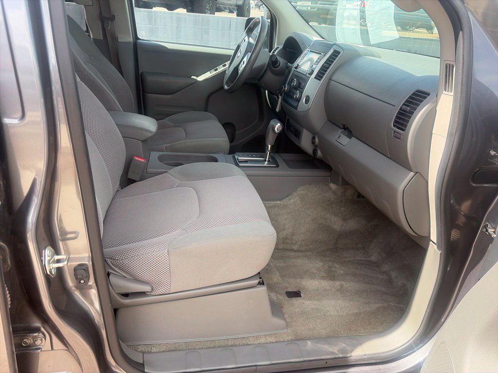 Used 2018 Nissan Frontier SV w/ Value Truck Package RWD image 22