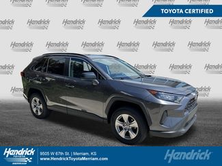 Used 2022 Toyota RAV4 LE AWD/4WD video 1
