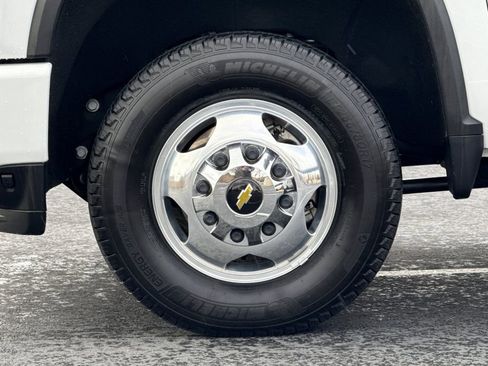 Used 2022 Chevrolet Silverado 3500 High Country image 15