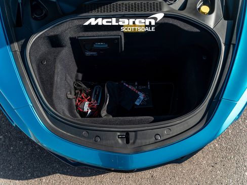 Used 2023 McLaren Artura image 29