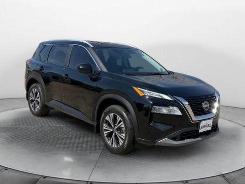 Used 2023 Nissan Rogue SV w/ SV Premium B Package image 1
