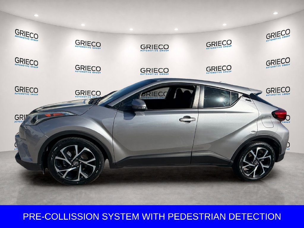Used 2018 Toyota C-HR XLE FWD image 4