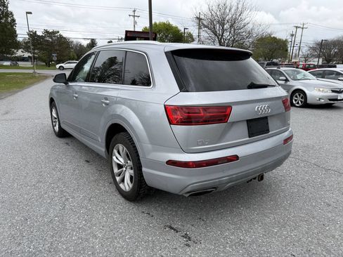 Used 2018 Audi Q7 3.0T Prestige AWD/4WD image 3