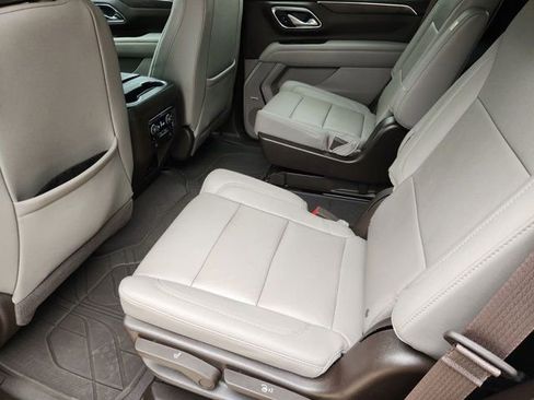 Used 2023 Chevrolet Tahoe Z71 w/ Z71 Off-Road Package image 31