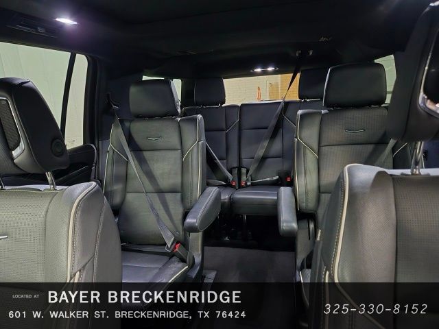 Used 2023 Cadillac Escalade ESV Sport AWD/4WD image 17
