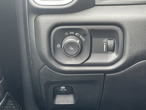 Used 2024 RAM 1500 Laramie RWD image 30