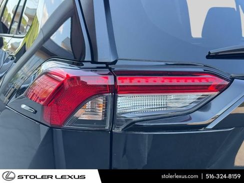 Used 2020 Toyota RAV4 LE w/ All Weather Liner Package AWD/4WD image 10