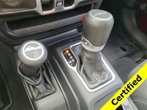 Certified 2021 Jeep Gladiator Sport image 30