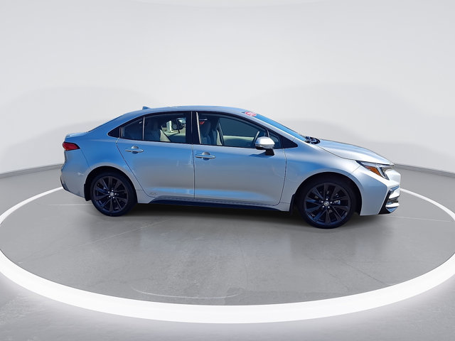 Used 2026 Toyota Corolla SE AWD/4WD image 9