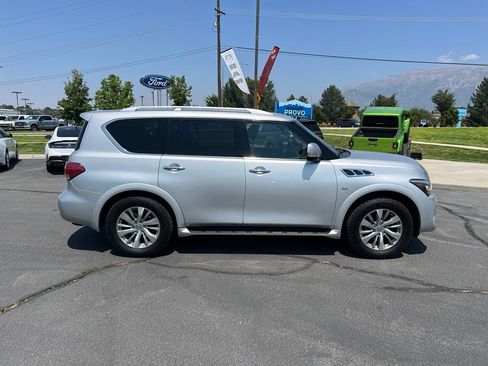Used 2015 INFINITI QX80 4WD w/ Driver's Assistance Package image 7