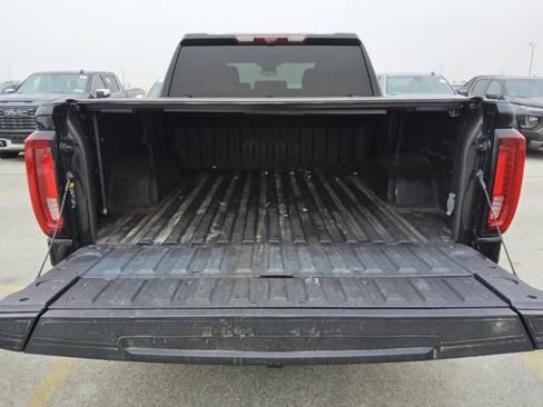 Used 2024 GMC Sierra 1500 AT4 w/ Technology Package image 10