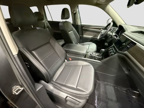 Used 2023 Volkswagen Atlas SE w/ Black Wheel Package AWD/4WD image 32
