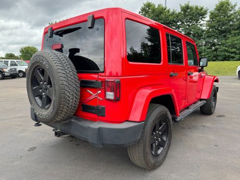 Used 2015 Jeep Wrangler Unlimited Sahara w/ Quic Order Package 23X image 5