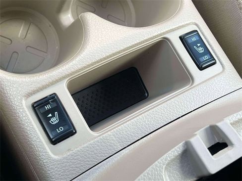 Used 2020 Nissan Rogue SL w/ Premium Package image 34