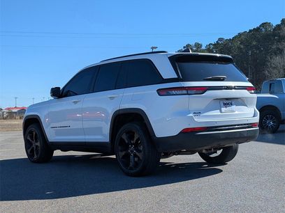 Used 2024 Jeep Grand Cherokee Altitude