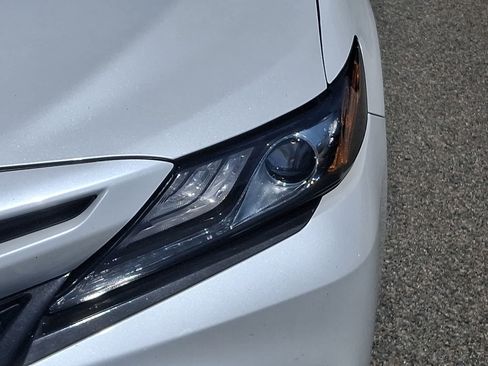 Used 2021 Toyota Camry XSE AWD/4WD image 12