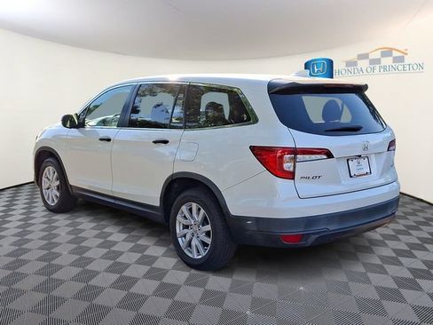 Certified 2019 Honda Pilot LX image 4