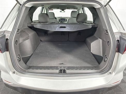 Used 2022 Chevrolet Equinox LS AWD/4WD image 14