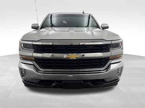 Used 2018 Chevrolet Silverado 1500 LT w/ Texas Edition AWD/4WD image 2