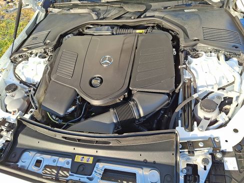 Certified 2025 Mercedes-Benz C 300 4MATIC image 28