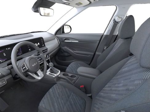 New 2026 Kia Seltos LX AWD/4WD image 17