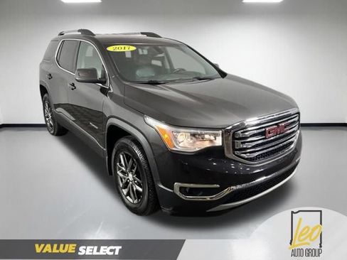 Used 2017 GMC Acadia SLT FWD image 4