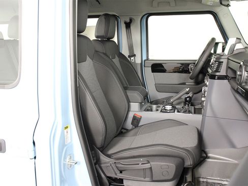 New 2025 INEOS Grenadier Base image 12