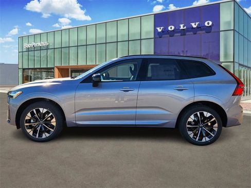 New 2026 Volvo XC60 B5 Plus w/ Climate Package image 27