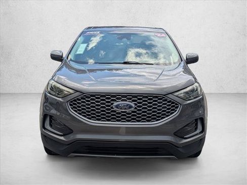 Used 2024 Ford Edge SEL AWD/4WD image 2