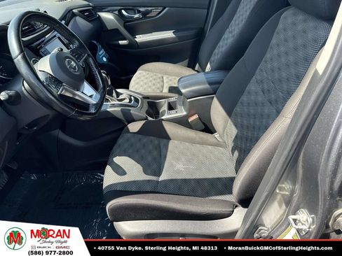 Used 2021 Nissan Rogue Sport SV AWD/4WD image 18