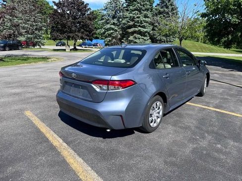 Used 2024 Toyota Corolla LE FWD image 3