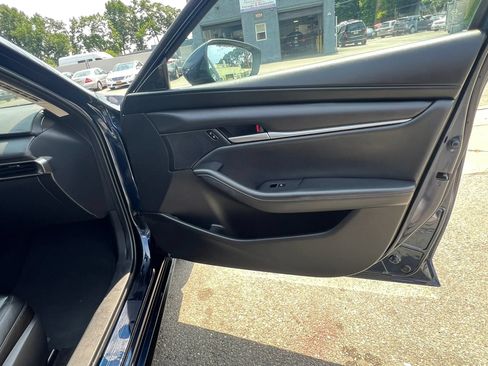 Used 2020 MAZDA MAZDA3 Sedan w/ Select Package FWD image 31