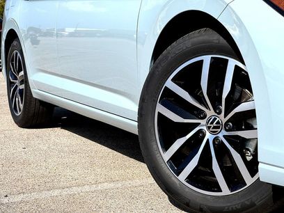 New 2025 Volkswagen Jetta SE