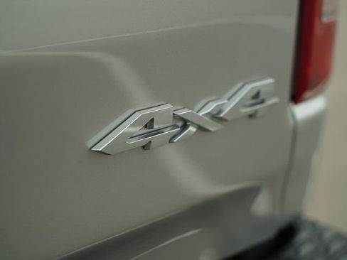 Used 2022 RAM 1500 Laramie AWD/4WD image 40