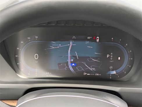 Certified 2025 Volvo XC90 B6 Plus image 30