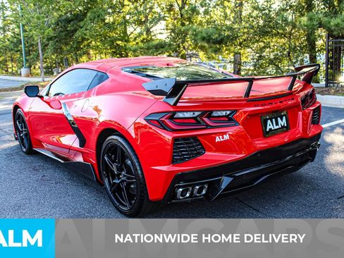 Used 2020 Chevrolet Corvette Stingray Preferred Cpe w/ 2LT Preferred Equipment Group RWD image 4