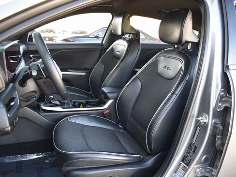 Used 2025 Kia K4 GT-Line image 31