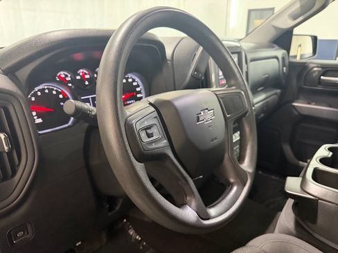 Used 2021 Chevrolet Silverado 1500 Custom w/ Rally Edition AWD/4WD image 18