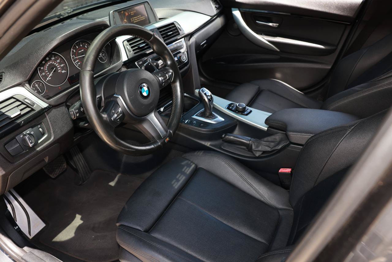 Used 2017 BMW 340i Sedan RWD image 4