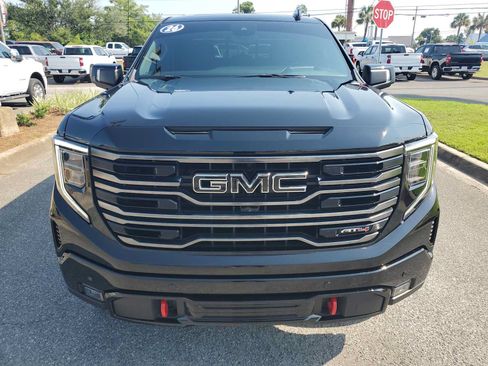 Used 2026 GMC Sierra 1500 AT4 w/ AT4 Premium Package AWD/4WD image 10