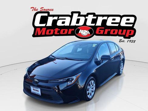 Certified 2025 Toyota Corolla LE image 1