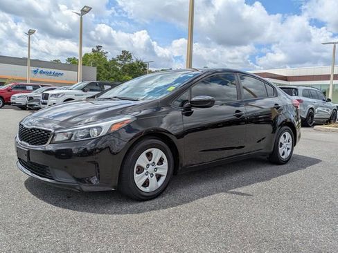 Used 2017 Kia Forte LX w/ LX Popular Package FWD image 8