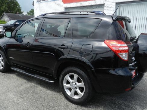 Used 2009 Toyota RAV4 Limited image 8