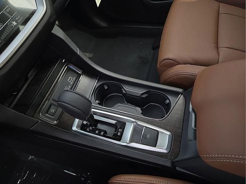 New 2026 Subaru Ascent Touring AWD/4WD image 21