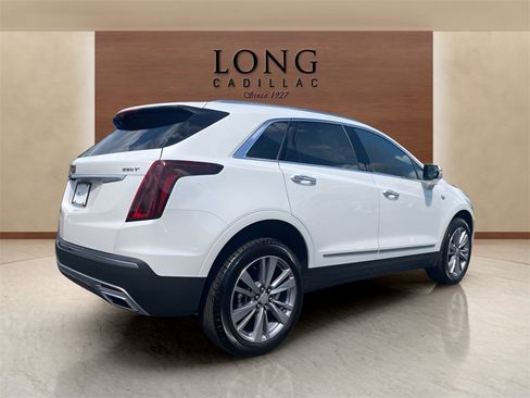 Certified 2024 Cadillac XT5 Premium Luxury image 5