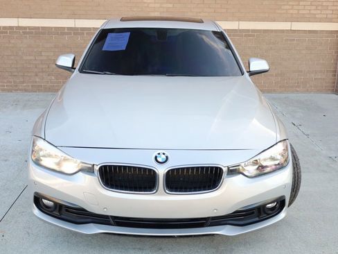 Used 2016 BMW 320i Sedan image 6