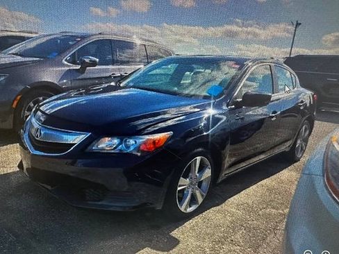 Used 2015 Acura ILX FWD image 2